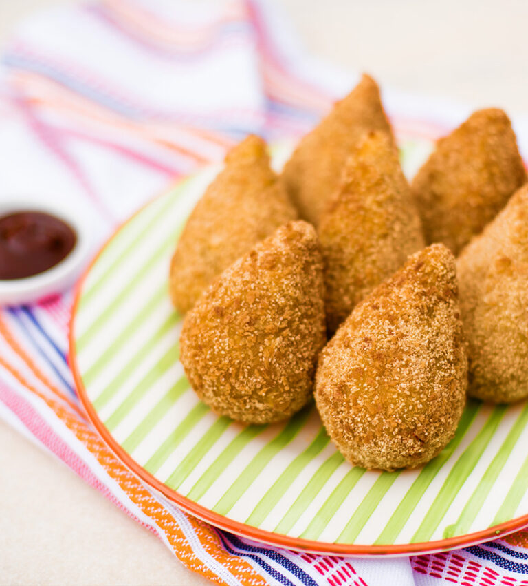 coxinhas de carne seca e abóbora