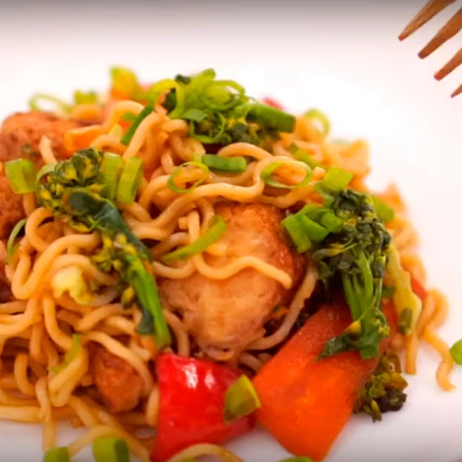 yakisoba de frango